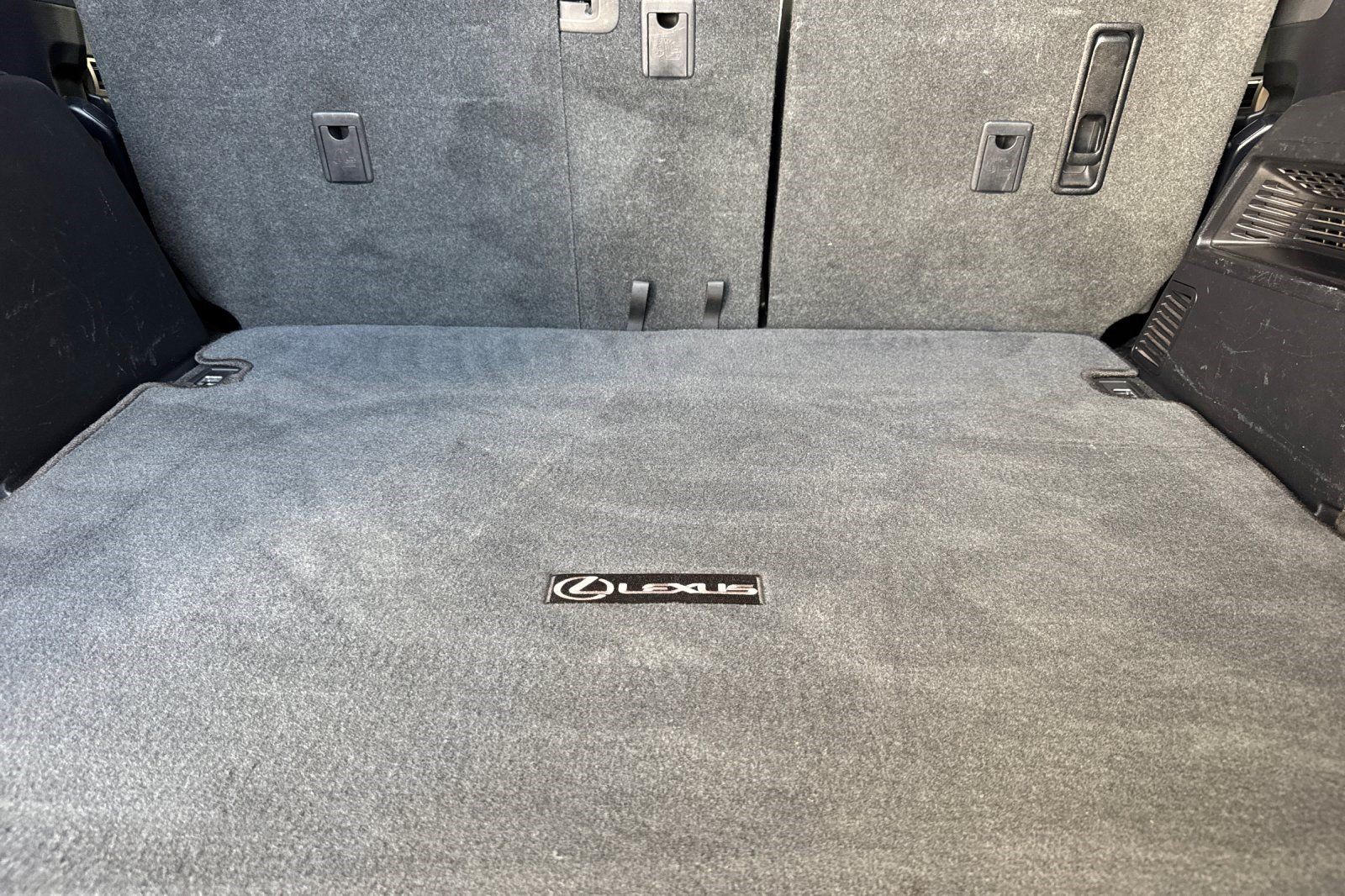 Certified 2021 Lexus GX 460 Premium w/ Premium Plus Package AWD/4WD image 19