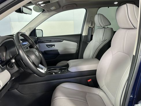 Used 2023 Honda Pilot Elite image 7