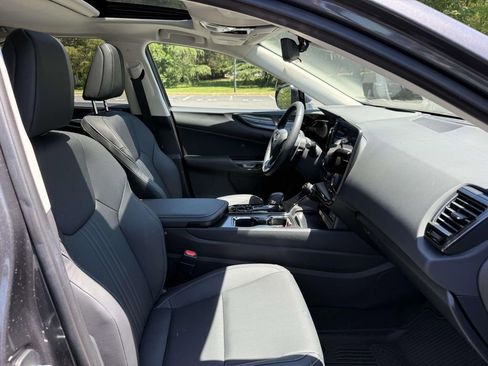 Used 2024 Lexus NX 350h AWD image 15