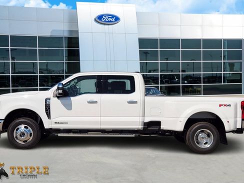 New 2026 Ford F350 Lariat w/ Lariat Premium Package AWD/4WD image 3