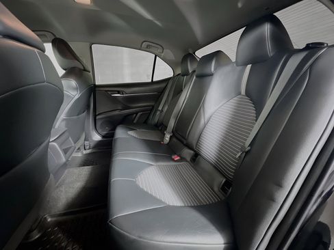 Certified 2021 Toyota Camry SE AWD/4WD image 19
