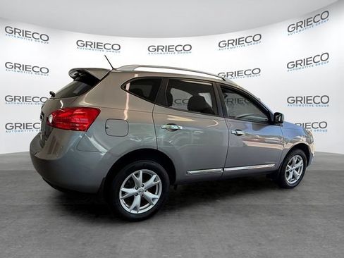 Used 2011 Nissan Rogue SV FWD image 7