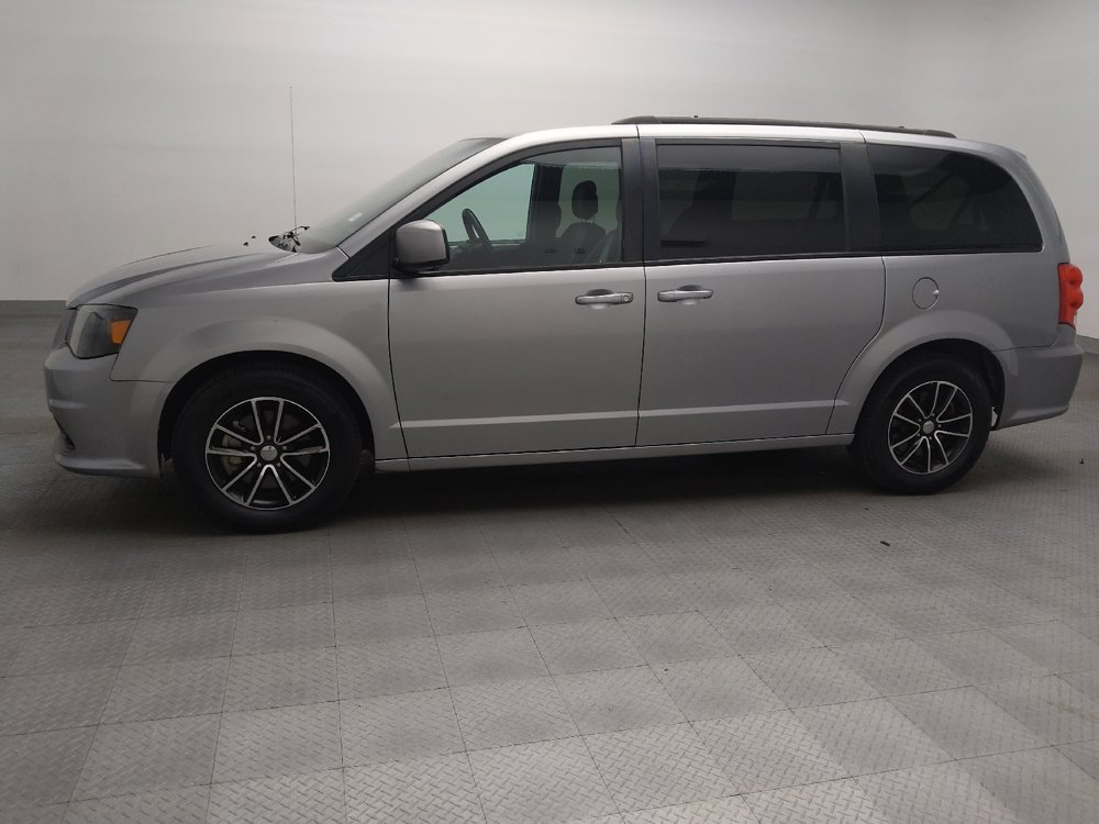 Used 2018 Dodge Grand Caravan GT FWD image 2