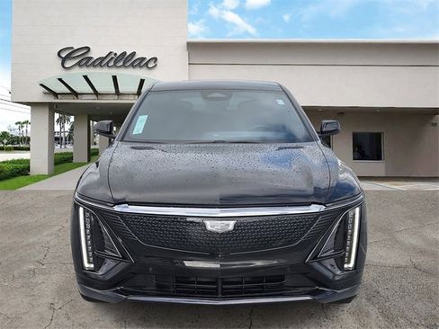 Certified 2024 Cadillac Lyriq Sport image 8