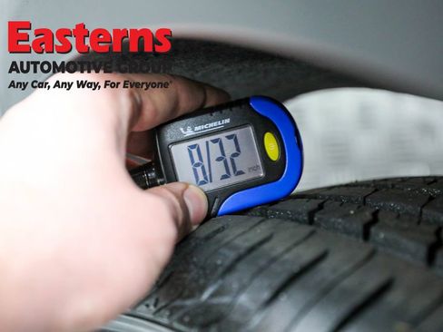 Used 2022 Kia Niro EX w/ Cold Weather Package image 27