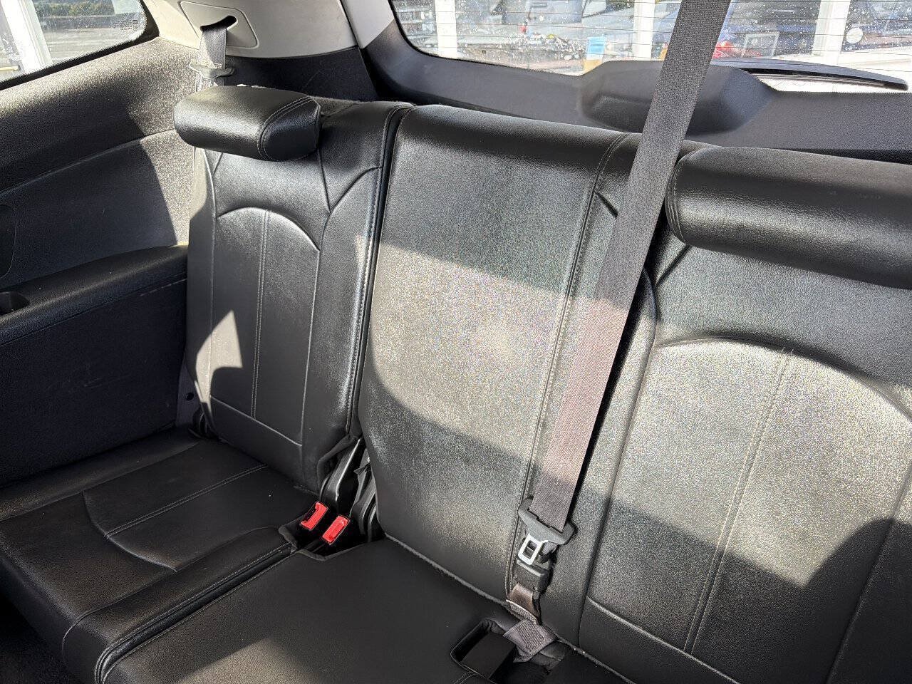 Used 2013 Chevrolet Traverse LT AWD/4WD image 28
