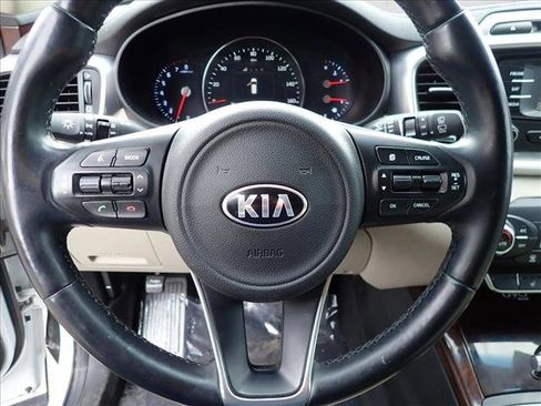 Used 2016 Kia Sorento EX w/ EX Premium Package image 14