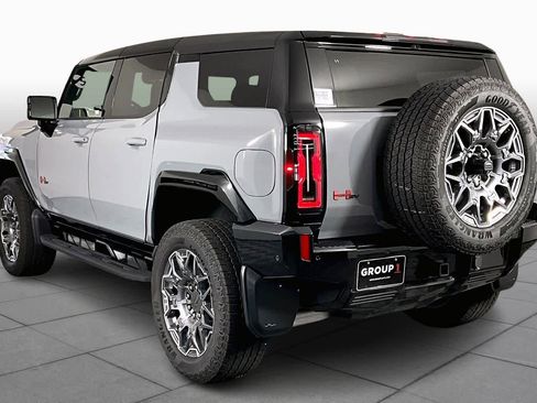 Certified 2025 GMC Hummer EV 2X w/ LPO, Sport Package image 10