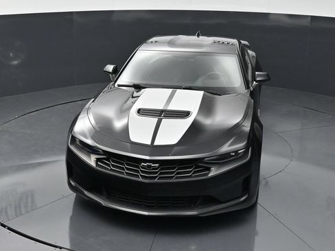 Used 2021 Chevrolet Camaro LT RWD image 22