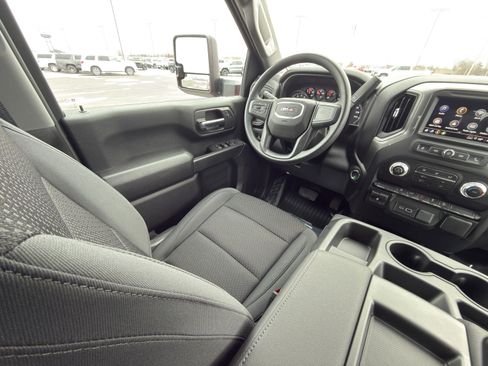 New 2026 GMC Sierra 3500 Pro image 17