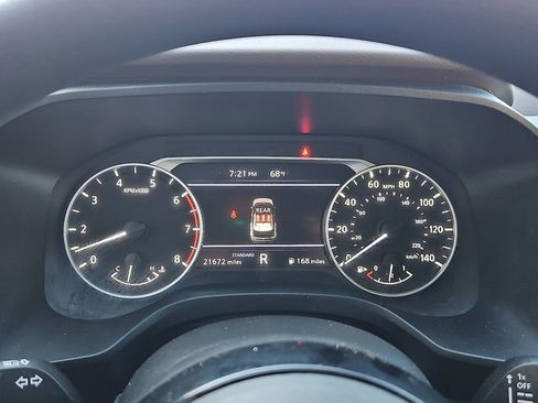 Used 2023 Nissan Rogue SV image 29