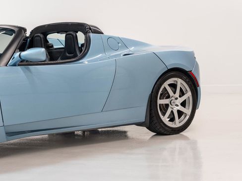 Used 2008 Tesla Roadster RWD image 26