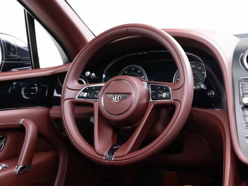 Used 2019 Bentley Bentayga AWD/4WD image 10