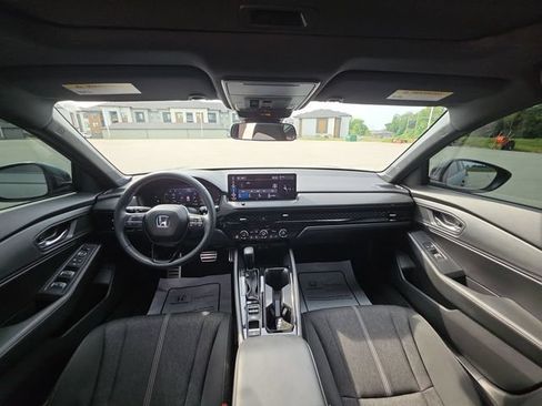 Used 2024 Honda Accord Sport image 27