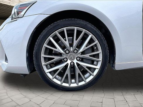 Used 2017 Lexus IS 200t RWD image 7