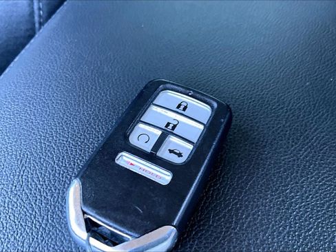 Used 2020 Honda Accord Hybrid image 14