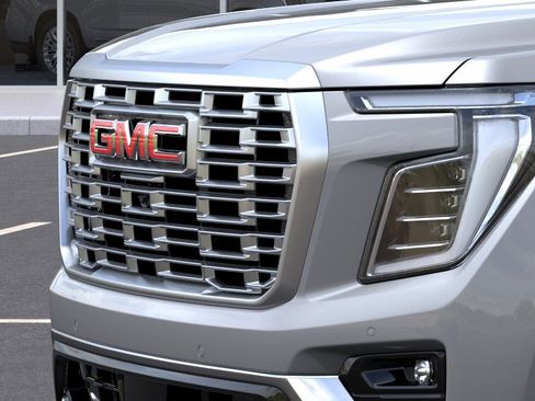 New 2026 GMC Yukon Denali w/ Advanced Technology Package AWD/4WD image 14