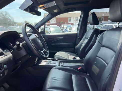 Used 2023 Honda Passport EX-L image 21