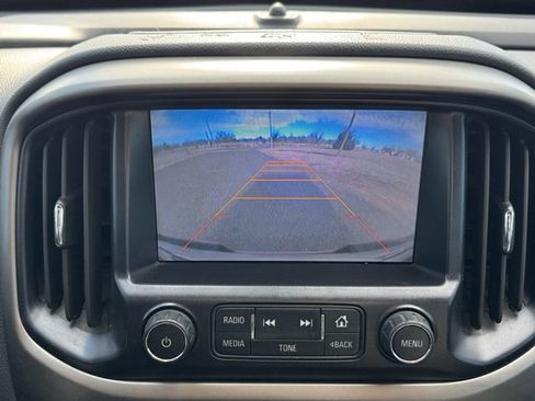 Used 2015 Chevrolet Colorado Z71 image 16