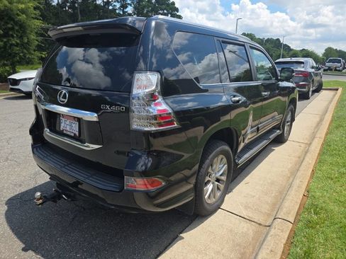 Used 2018 Lexus GX 460 Premium w/ Premium Package AWD/4WD image 4