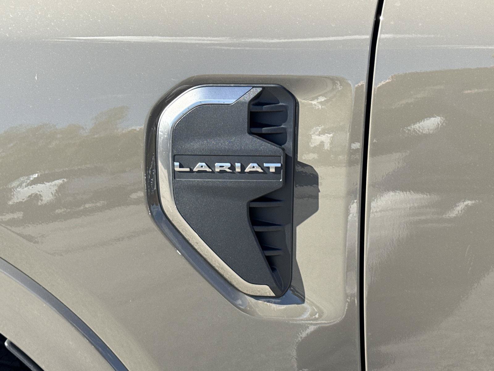 New 2025 Ford Ranger Lariat w/ Black Appearance Package AWD/4WD image 5