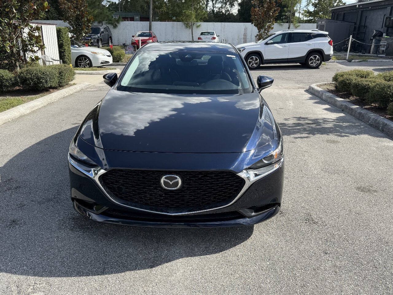 Used 2019 MAZDA MAZDA3 Sedan w/ Preferred Package FWD image 2