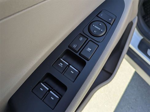 Used 2020 Hyundai Tucson Limited image 12