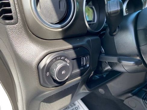 Used 2023 Jeep Wrangler Unlimited Sahara w/ LED Lighting Group AWD/4WD image 24