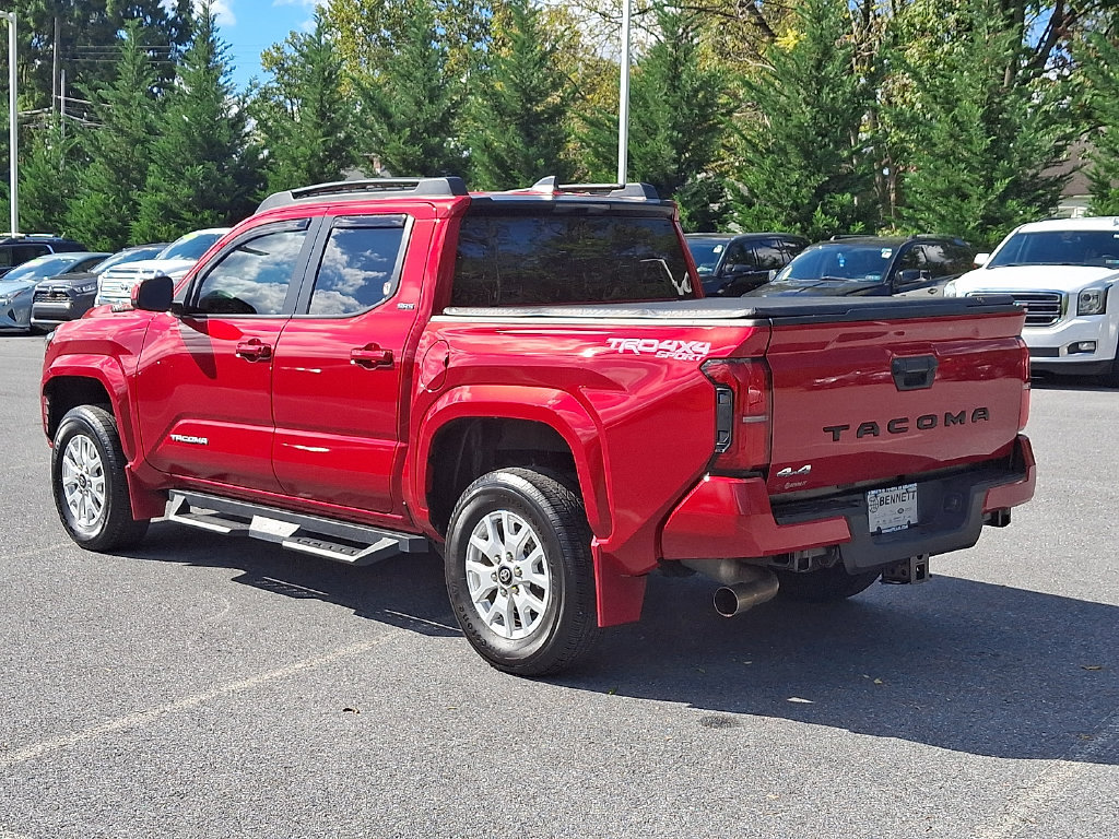 Certified 2025 Toyota Tacoma SR5 AWD/4WD image 6