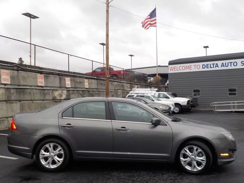Used 2012 Ford Fusion SE FWD image 6