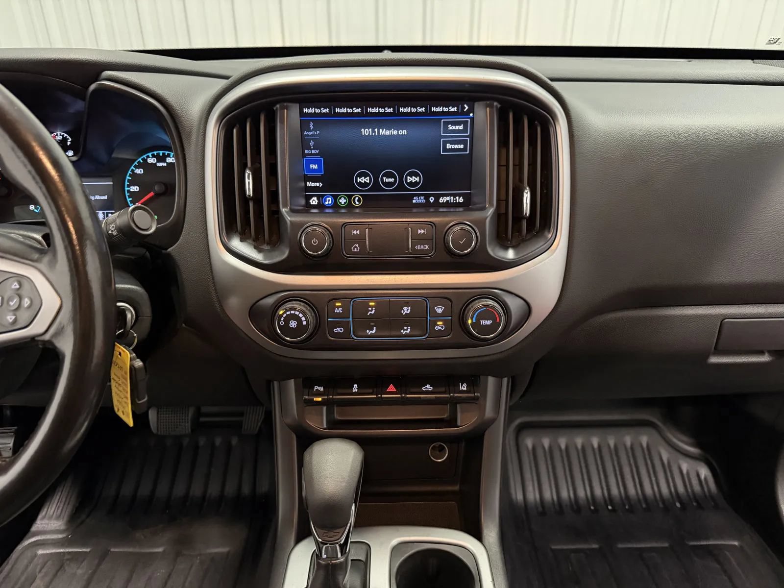 Used 2022 Chevrolet Colorado LT w/ Fleet Safety Package RWD image 29