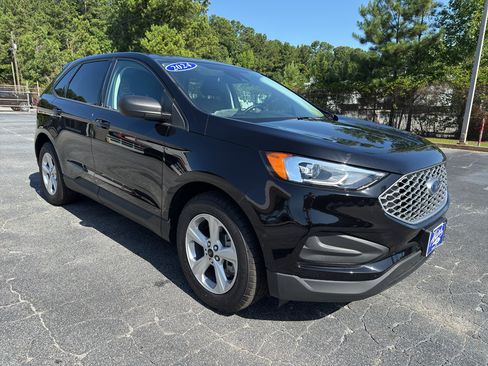 Used 2024 Ford Edge SE AWD/4WD image 16