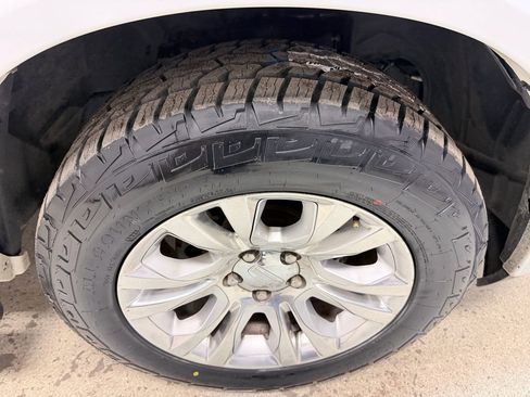 Used 2018 RAM 1500 Laramie Longhorn w/ Convenience Group image 16