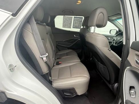Used 2018 Hyundai Santa Fe Sport FWD image 12