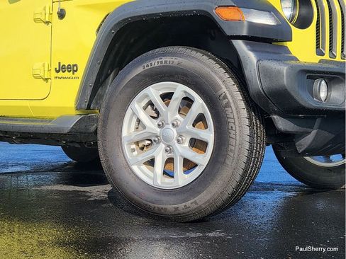 Used 2023 Jeep Wrangler Sport AWD/4WD image 10