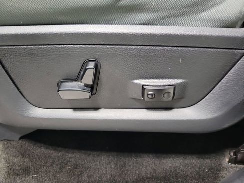 Used 2015 RAM 2500 Big Horn image 32