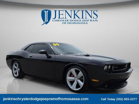 Used 2009 Dodge Challenger SRT8 w/ SRT Option Group II RWD image 1