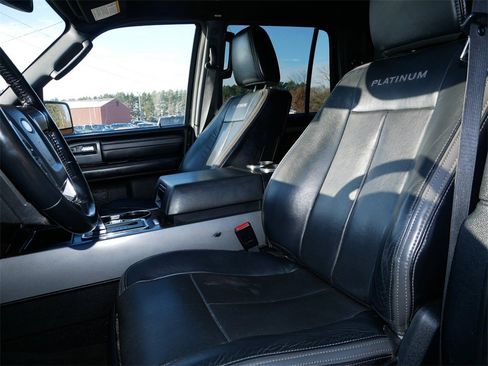 Used 2017 Ford Expedition EL Platinum image 16