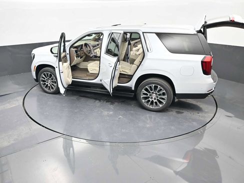 New 2026 GMC Yukon Denali w/ Denali Reserve Package image 29