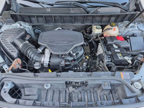 Used 2018 GMC Acadia SLT FWD image 25