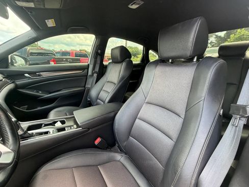 Used 2020 Honda Accord Sport image 12