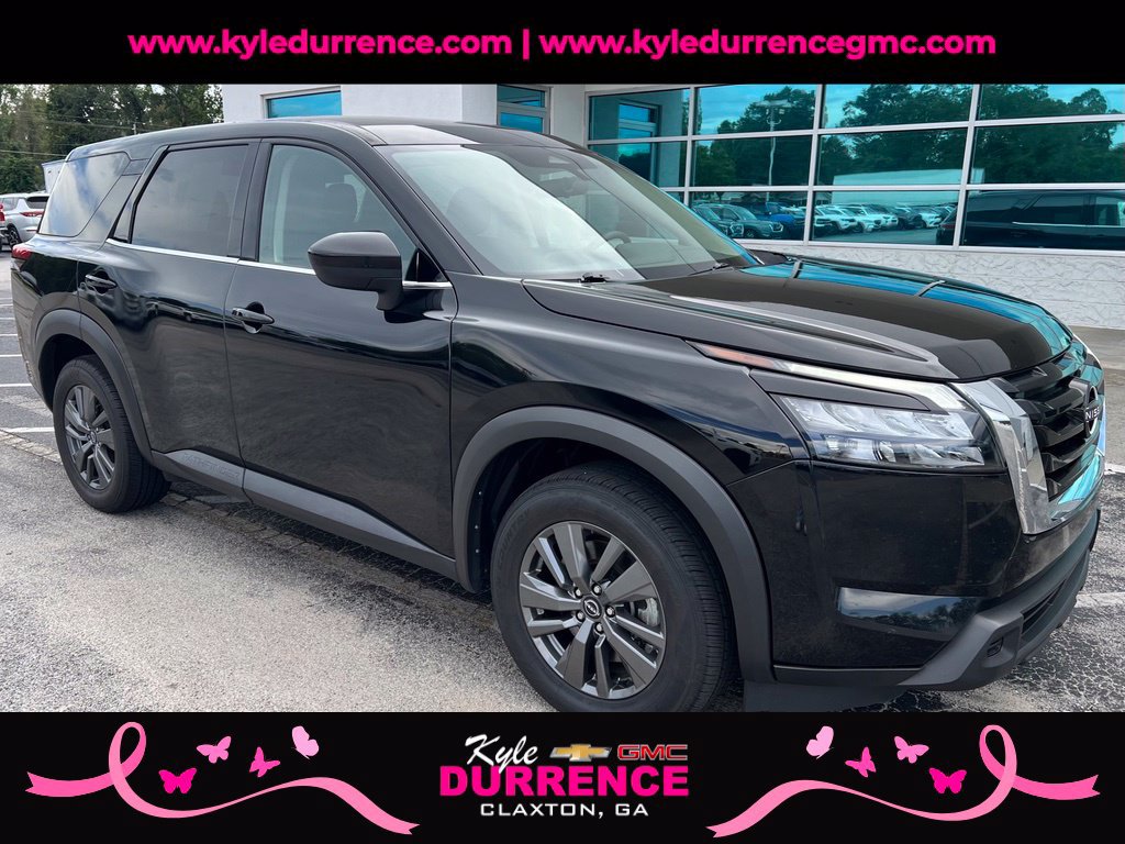 Used 2023 Nissan Pathfinder S FWD image 1