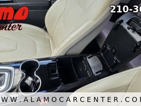 Used 2016 Ford Fusion Titanium FWD image 39