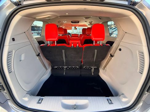 Used 2019 Chrysler Pacifica Touring Plus w/ Tire & Wheel Group image 26