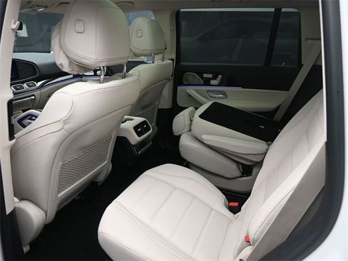 New 2026 Mercedes-Benz GLS 450 4MATIC image 22
