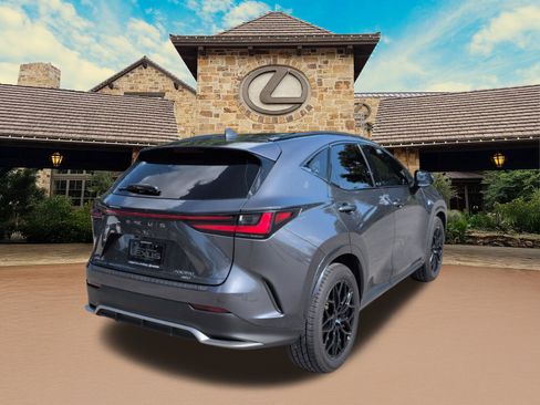 Used 2022 Lexus NX 350 F Sport w/ Towing Package (2000 Lbs) AWD/4WD image 2