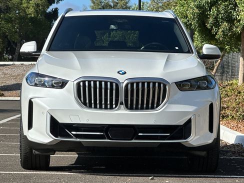 Used 2026 BMW X5 xDrive40i AWD/4WD image 10