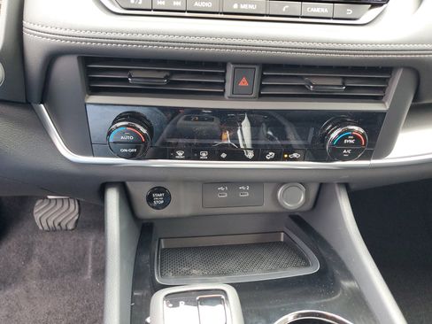 New 2026 Nissan Rogue SV image 16