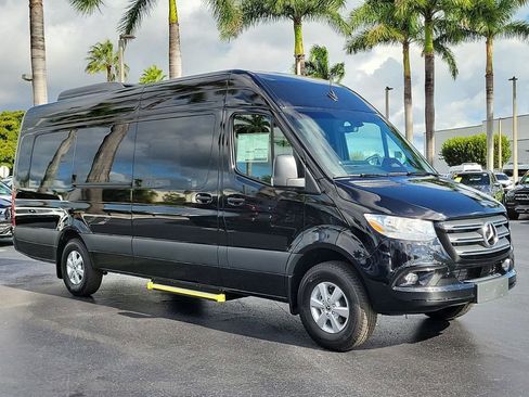 New 2025 Mercedes-Benz Sprinter 2500 image 28