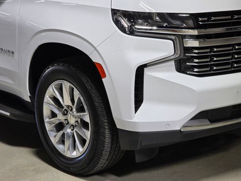 Used 2023 Chevrolet Tahoe Premier AWD/4WD image 10